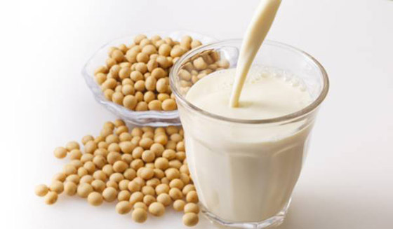 هل حليب الصويا بديل جيد من الحليب العادي؟ إليكم الجواب صورة رقم 7