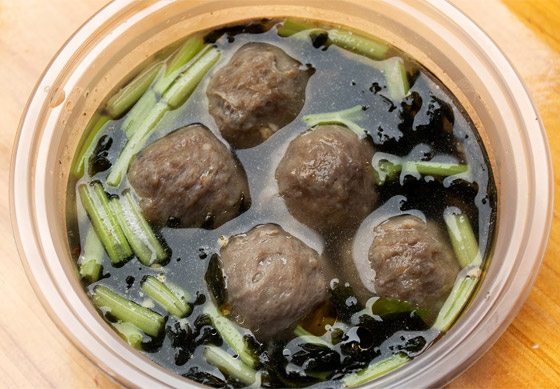 أوزة محمصة وديم سوم.. أشهر 10 أطباق شهية تعكس غنى المطبخ الصيني صورة رقم 2 أوزة محمصة وديم سوم.. أشهر 10 أطباق شهية تعكس غنى المطبخ الصيني صورة رقم 2