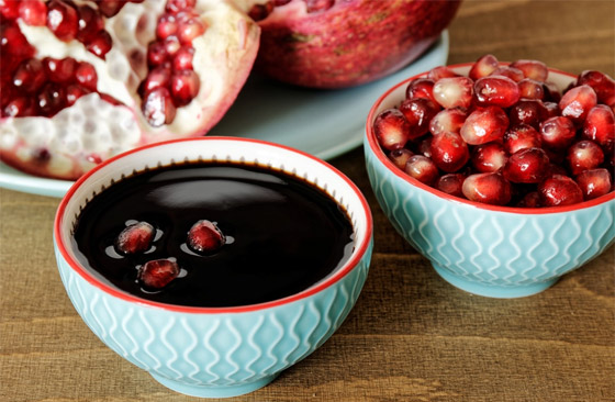 مذاقه حلو ولاذع.. إليكم 5 فوائد لتناول دبس الرمان واستخدامه في الطهي صورة رقم 3