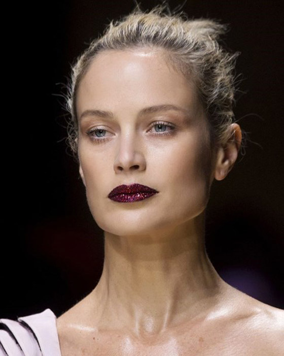 هل تجرؤين على تطبيق المكياج اللامع في الخريف؟ صورة رقم 3