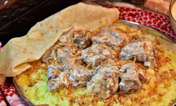 طريقة إعداد المنسف الأردني.. أكلة شعبية غزت العالم صورة رقم 1