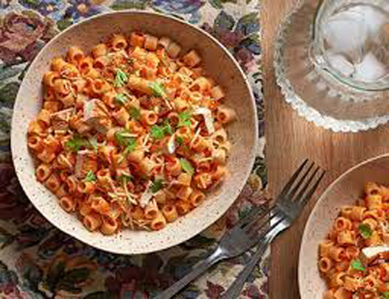 المعكرونة المبكبكة.. أكلة ليبية لذيذة صورة رقم 3