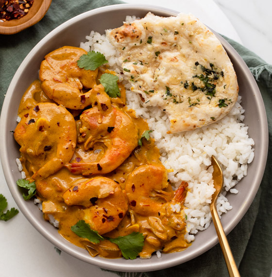 القريدس بالكاري لذة لا تُقاوم.. إليكم طريقة تحضير سهلة صورة رقم 3 القريدس بالكاري لذة لا تُقاوم.. إليكم طريقة تحضير سهلة صورة رقم 3