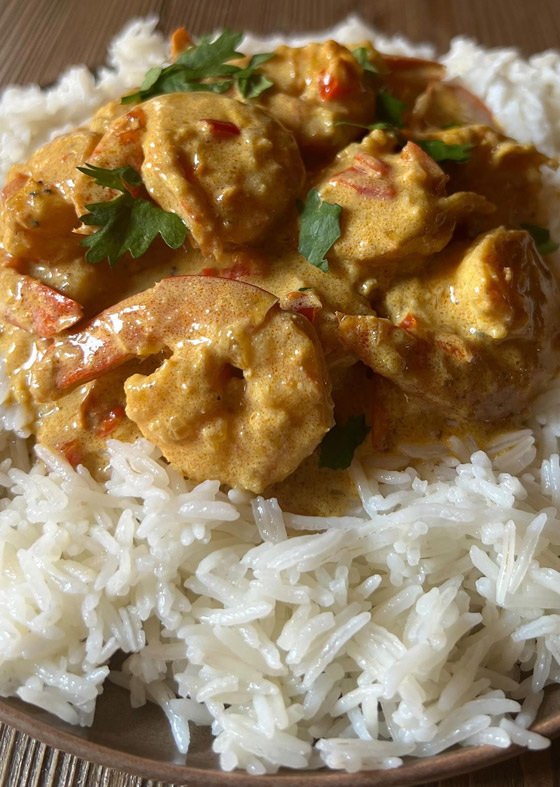 القريدس بالكاري لذة لا تُقاوم.. إليكم طريقة تحضير سهلة صورة رقم 5 القريدس بالكاري لذة لا تُقاوم.. إليكم طريقة تحضير سهلة صورة رقم 5