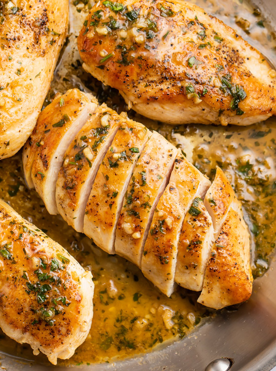 بينها البيض والتمر.. إليكم أطعمة تمنح الشعور بالنشاط والطاقة خلال اليوم صورة رقم 7