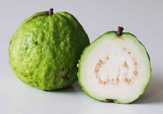 كنز غذائي في فصل الشتاء.. إليكم 6 فواكه تعزز المناعة صورة رقم 2