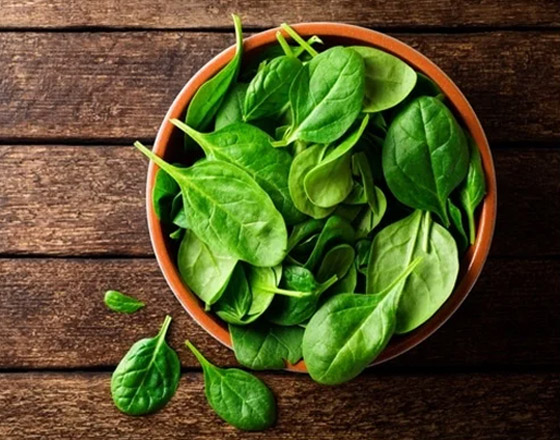 عظام أقوى وبشرة مشرقة.. 5 فوائد صحية مذهلة لهذه الأوراق الخضراء صورة رقم 7 عظام أقوى وبشرة مشرقة.. 5 فوائد صحية مذهلة لهذه الأوراق الخضراء صورة رقم 7