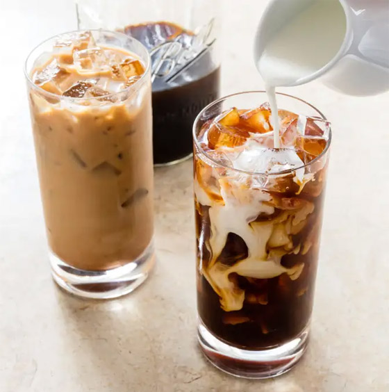 بدأت بالجزائر وانتشرت للعالم عبر فرنسا.. القهوة المثلجة وكيفية تحضيرها صورة رقم 10