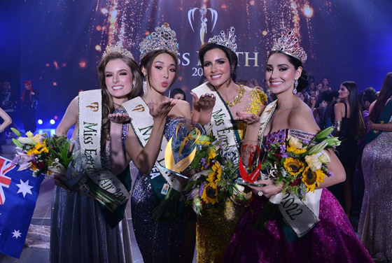 فيديو وصور: ملكة جمال فلسطين تحقق لقبا عالميا.. متزوجة وأم لفتاة عمرها 10 سنوات صورة رقم 3 فيديو وصور: ملكة جمال فلسطين تحقق لقبا عالميا.. متزوجة وأم لفتاة عمرها 10 سنوات صورة رقم 3