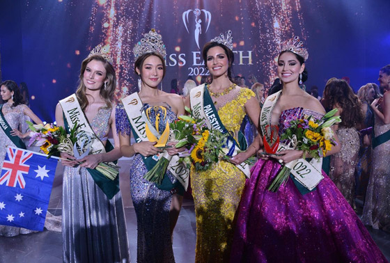 فيديو وصور: ملكة جمال فلسطين تحقق لقبا عالميا.. متزوجة وأم لفتاة عمرها 10 سنوات صورة رقم 6 فيديو وصور: ملكة جمال فلسطين تحقق لقبا عالميا.. متزوجة وأم لفتاة عمرها 10 سنوات صورة رقم 6