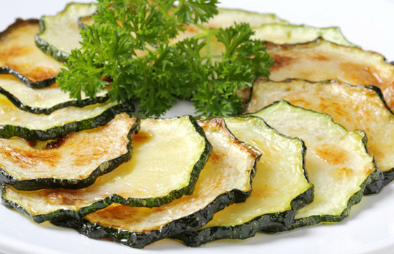 إليكم طريقة تحضير رقائق الكوسا بالمقلاة الهوائية للرجيم صورة رقم 1 إليكم طريقة تحضير رقائق الكوسا بالمقلاة الهوائية للرجيم صورة رقم 1