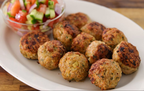 إليكم طريقة تحضير كرات الدجاج المشوية بالشوفان للرجيم صورة رقم 2