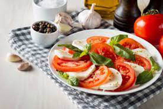 اليكم طريقة تحضير جبن بوفالو مع الطماطم الإيطالية صورة رقم 6