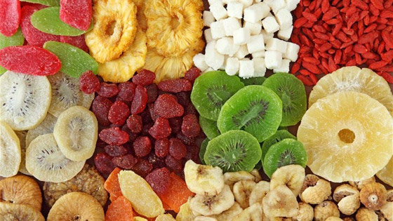 5 أطعمة ضارة لمرضى السكر.. منها الفاكهة المجففة والعصير صورة رقم 2