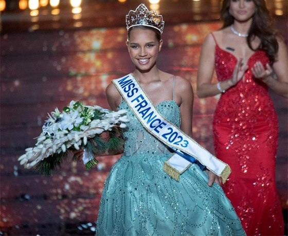 بالصور: طالبة شابة عمرها 18 سنة تتوج بملكة جمال فرنسا 2023 صورة رقم 14 بالصور: طالبة شابة عمرها 18 سنة تتوج بملكة جمال فرنسا 2023 صورة رقم 14