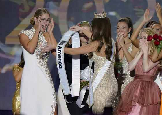 بالصور: إليكم أجمل النساء حول العالم في عام 2022 صورة رقم 2