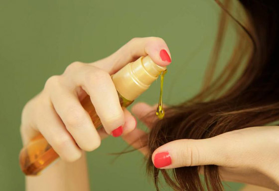 إليكم أفضل خلطات زيوت للشعر للحفاظ عليه وحمايته صورة رقم 1