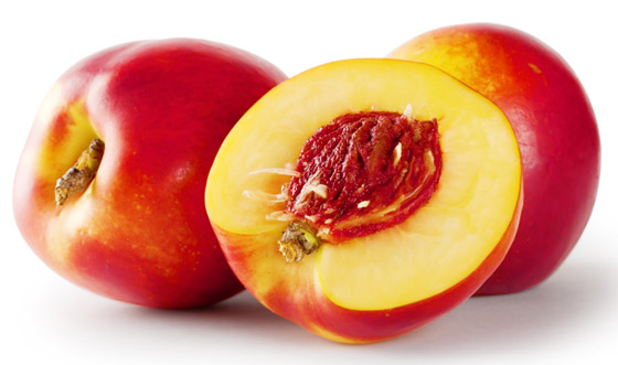 تقي من السرطان وتحمي الجلد.. فوائد فاكهة النكتارين الصحية والغذائية صورة رقم 2