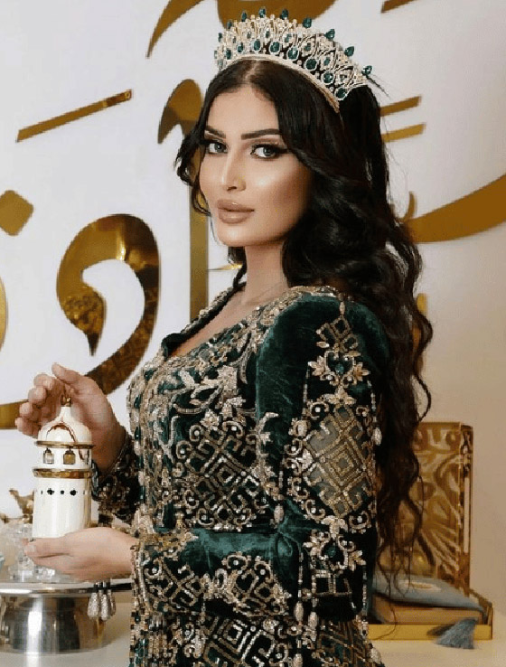 القبض على ملكة الجمال الجزائرية 