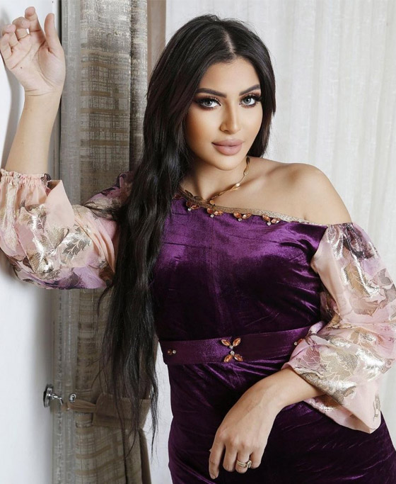 القبض على ملكة الجمال الجزائرية 