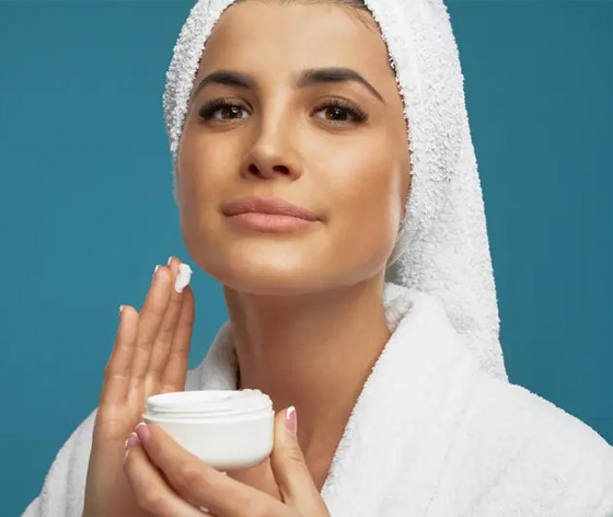 7 أخطاء تجميلية شائعة تجنبوها في العام 2023 صورة رقم 2 7 أخطاء تجميلية شائعة تجنبوها في العام 2023 صورة رقم 2