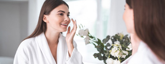 وصفات طبيعية من العسل.. لتنقية البشرة صورة رقم 4