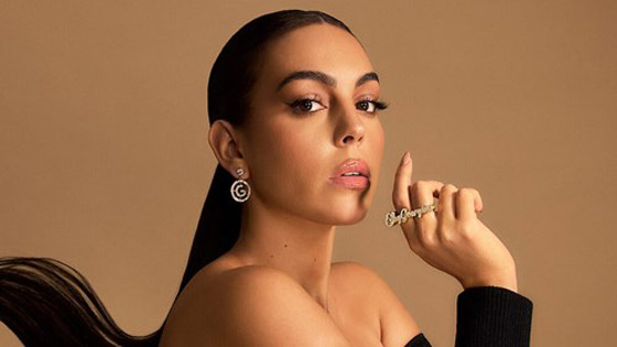 جورجينا رودريغيز تعتمدها.. تعرفي إلى التقنية اليابانية في تطبيق أحمر الخدود صورة رقم 5