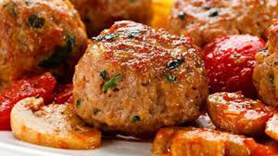 اليكم طريقة تحضير كفتة الدجاج مع صلصة المارينارا اللذيذة صورة رقم 4