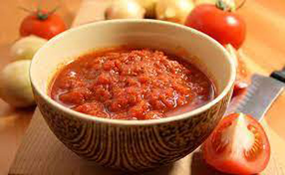 مثل الجاهزة.. طريقة تحضير صلصة المارينارا الشهية صورة رقم 3