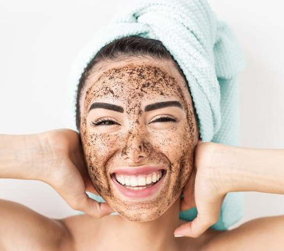 نتيجة مذهلة لإزالة الرؤوس السوداء بالملح والقهوة.. إليكم الطريقة صورة رقم 4