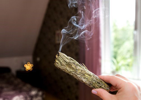 صورة رقم 2 - 5 طرق تخلصين بها منزلك من الطاقة السلبية صورة رقم 2 - 5 طرق تخلصين بها منزلك من الطاقة السلبية