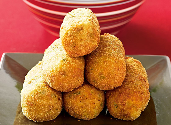 إليكم طريقة تحضير كروكيت التونة بالبطاطس المقرمشة واللذيذة صورة رقم 6