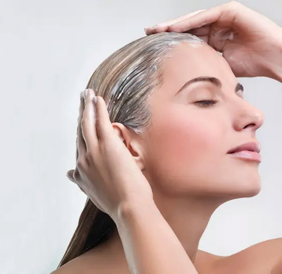 5 أقنعة طبيعية مثالية لتغذية الشعر في فصل الشتاء صورة رقم 2