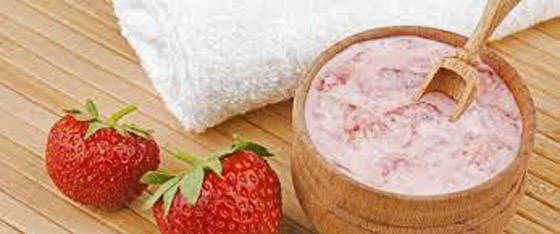 قناع الفراولة والشوكولاتة يمنح بشرتكِ إشراقاً وتوهجاً.. جربيه! صورة رقم 6