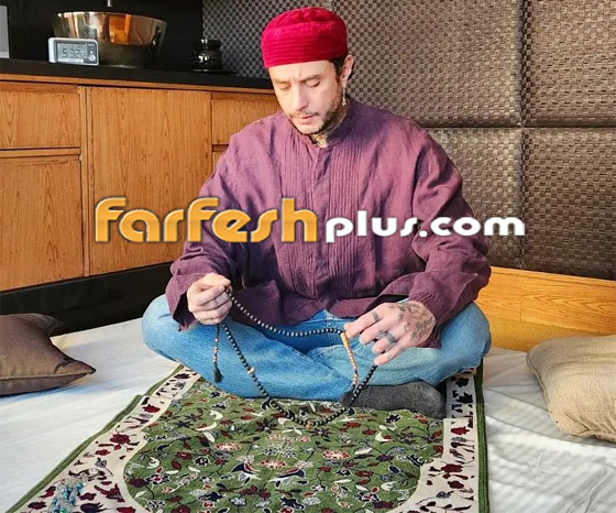 صورة رقم 2 - أحمد الفيشاوي يستفز الجمهور بصوره أمام الكعبة لأداء العمرة بـ الوشم والتاتو! صورة رقم 2 - أحمد الفيشاوي يستفز الجمهور بصوره أمام الكعبة لأداء العمرة بـ الوشم والتاتو!