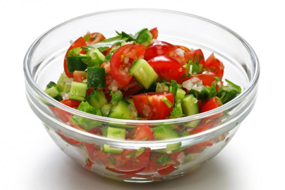 خليها على مائدة افطارك.. تعرف على فوائد طبق السلطة الخضراء فى رمضان صورة رقم 7