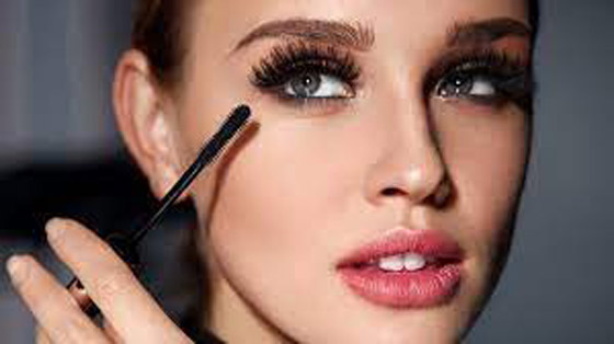 طرق فريدة لاستخدام عصا الماسكارا القديمة صورة رقم 4