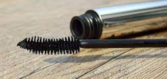 طرق فريدة لاستخدام عصا الماسكارا القديمة صورة رقم 6