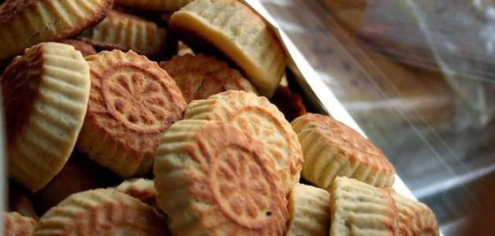 أضرار الإفراط في تناول الكعك.. من تسوس الأسنان إلى عسر الهضم صورة رقم 1