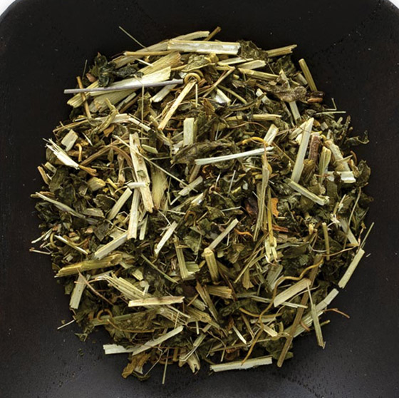 تُعالج الأرق ومشاكل المعدة.. 4 فوائد صحية لعشبة 