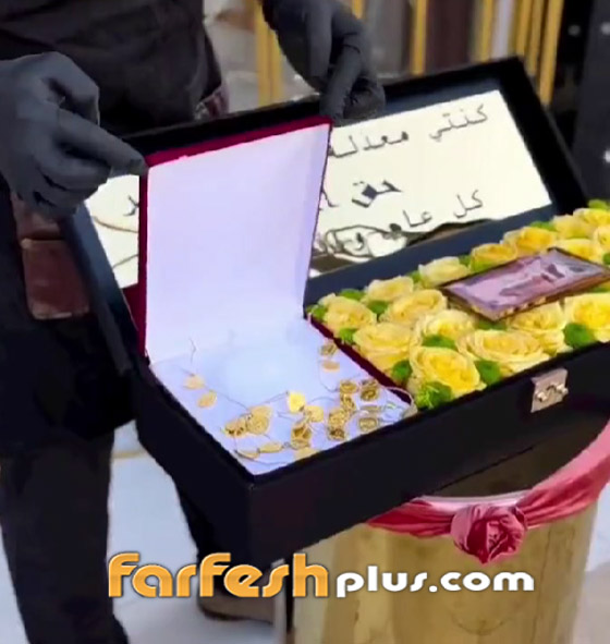صورة رقم 3 - أردني يهدي زوجته 30 ليرة ذهب (45 ألف دولار) لتعبها في رمضان.. ومفاجأة لأهلها صورة رقم 3 - أردني يهدي زوجته 30 ليرة ذهب (45 ألف دولار) لتعبها في رمضان.. ومفاجأة لأهلها