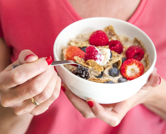 عصير الصبار والزبادي.. 10 طرق للتخلص من آلام المعدة بوقت قصير صورة رقم 4 عصير الصبار والزبادي.. 10 طرق للتخلص من آلام المعدة بوقت قصير صورة رقم 4