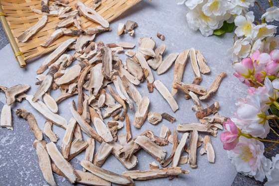 مهدئة للأعصاب ومعالجة للأمراض.. 6 فوائد مدهشة لعشبة عود الصليب صورة رقم 1 مهدئة للأعصاب ومعالجة للأمراض.. 6 فوائد مدهشة لعشبة عود الصليب صورة رقم 1