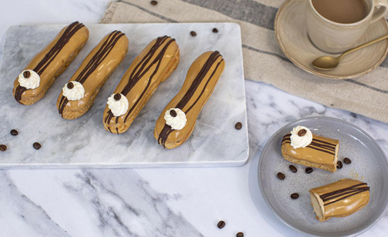 إليكم طريقة تحضير اكلير بالقهوة.. حلى فرنسي شهي وخفيف صورة رقم 5 إليكم طريقة تحضير اكلير بالقهوة.. حلى فرنسي شهي وخفيف صورة رقم 5