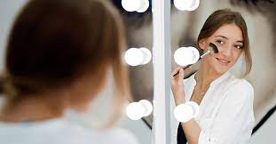 دون مكياج.. كيف تظهرين بوجه وخدود وردية صحية؟ صورة رقم 4