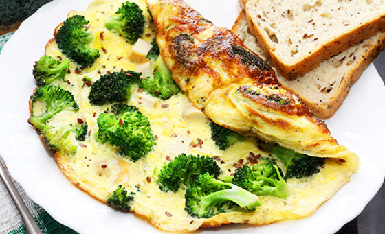 إليكم طريقة تحضير أومليت بيض وبروكلي صحي للرجيم صورة رقم 3 إليكم طريقة تحضير أومليت بيض وبروكلي صحي للرجيم صورة رقم 3