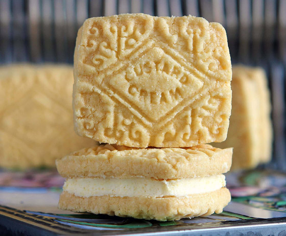 إليكم طريقة تحضير بسكويت بالكاسترد الشهي صورة رقم 2 إليكم طريقة تحضير بسكويت بالكاسترد الشهي صورة رقم 2