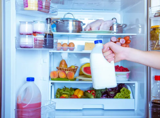 خطأ فادح يرتكبه الجميع.. لا تخزنوا الحليب في هذا المكان! صورة رقم 4