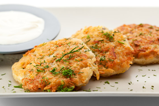 وجبة يحبها الجميع.. إليكم طريقة تحضير كيك البطاطس المهروسة الشهي صورة رقم 3 وجبة يحبها الجميع.. إليكم طريقة تحضير كيك البطاطس المهروسة الشهي صورة رقم 3