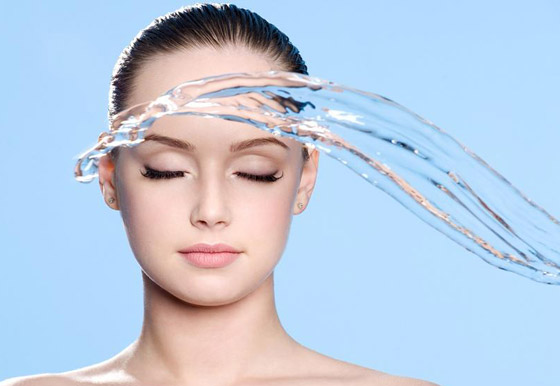 خطوات بسيطة تمنح بشرتك نضارة طبيعية في فصل الصيف صورة رقم 1 خطوات بسيطة تمنح بشرتك نضارة طبيعية في فصل الصيف صورة رقم 1